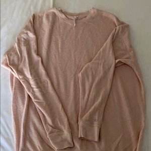 Alo Yoga long sleeve